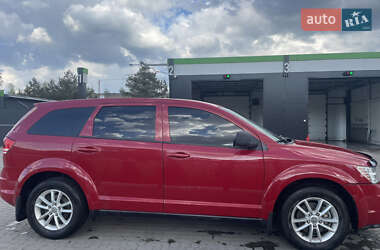 Позашляховик / Кросовер Dodge Journey 2014 в 