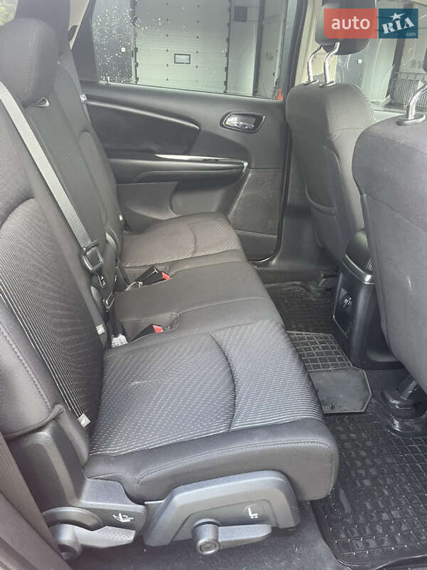 Внедорожник / Кроссовер Dodge Journey 2014 в Шептицькому