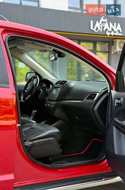 Внедорожник / Кроссовер Dodge Journey 2020 в 