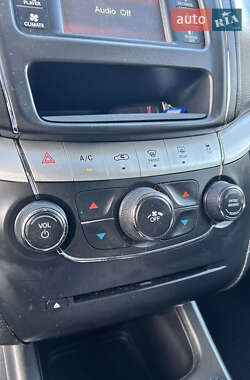 Внедорожник / Кроссовер Dodge Journey 2018 в 