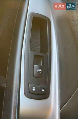 Внедорожник / Кроссовер Dodge Journey 2014 в 