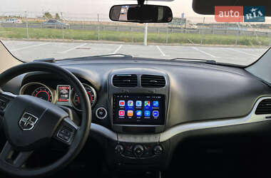 Внедорожник / Кроссовер Dodge Journey 2015 в 
