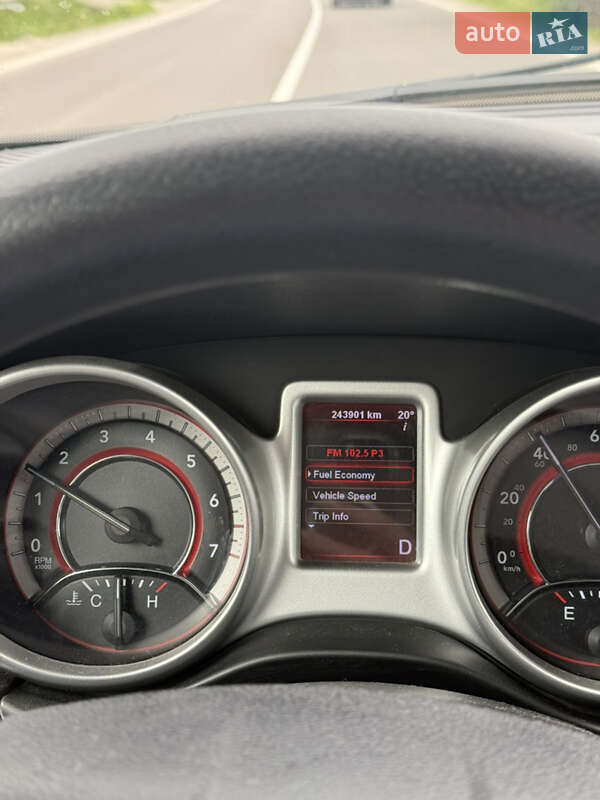 Внедорожник / Кроссовер Dodge Journey 2011 в Тернополе