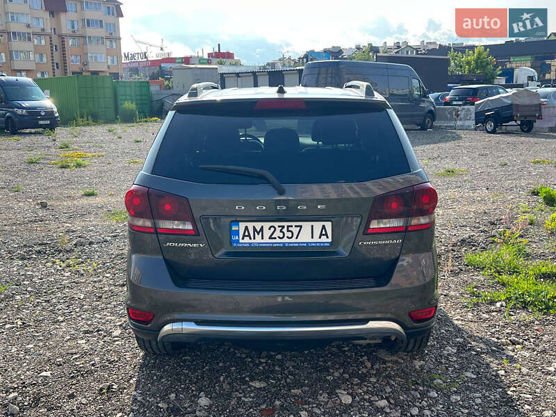 Внедорожник / Кроссовер Dodge Journey 2020 в Киеве