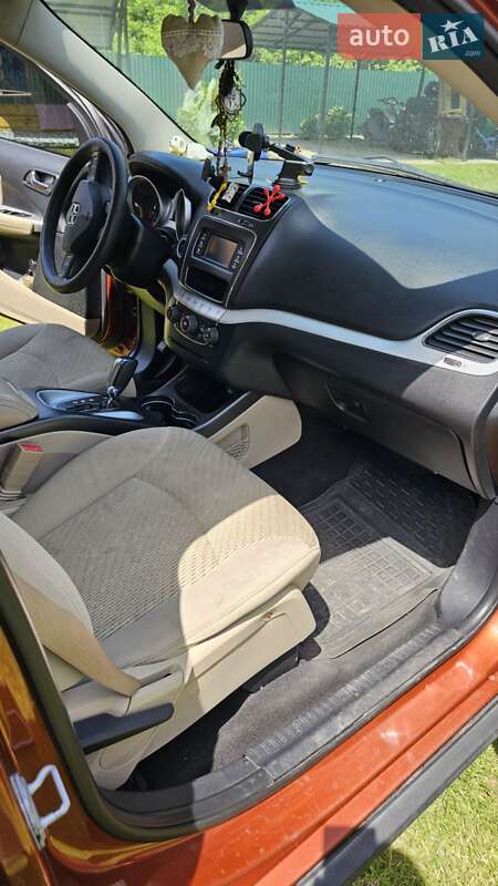 Внедорожник / Кроссовер Dodge Journey 2012 в Радивилове