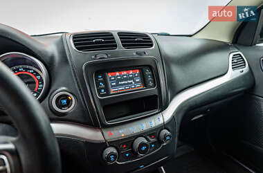 Внедорожник / Кроссовер Dodge Journey 2016 в 