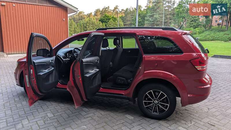 Позашляховик / Кросовер Dodge Journey 2018 в Києві