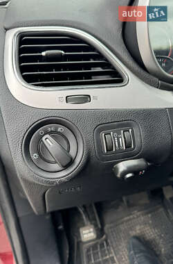 Внедорожник / Кроссовер Dodge Journey 2011 в 
