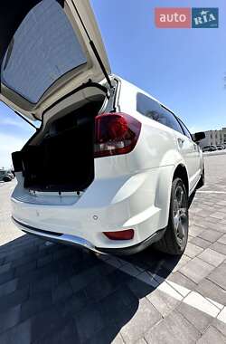 Внедорожник / Кроссовер Dodge Journey 2015 в 