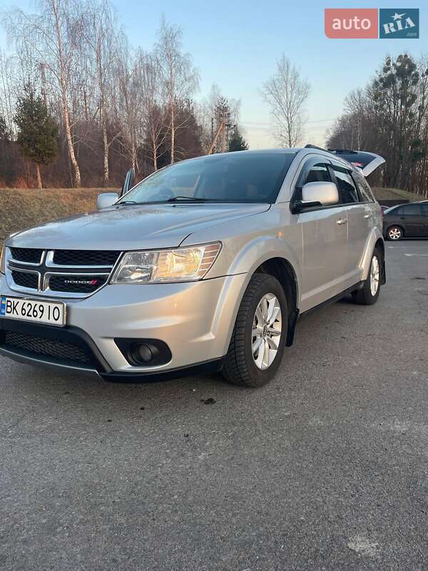 Внедорожник / Кроссовер Dodge Journey 2013 в Ровно