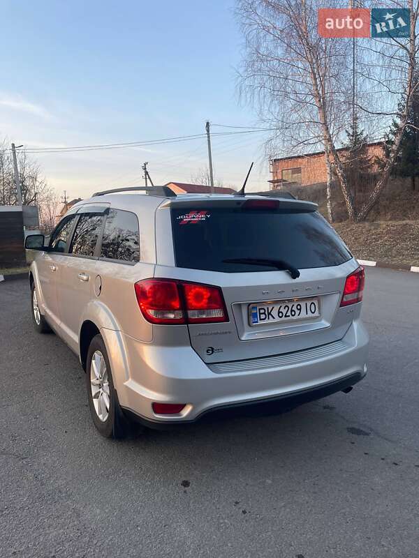 Внедорожник / Кроссовер Dodge Journey 2013 в Ровно