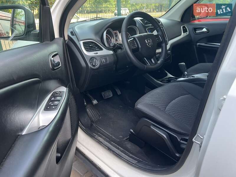 Внедорожник / Кроссовер Dodge Journey 2018 в Одессе фото 23 Внедорожник / Кроссовер Dodge Journey 2018 в Одессе