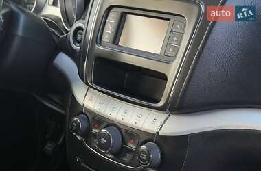 Внедорожник / Кроссовер Dodge Journey 2018 в 