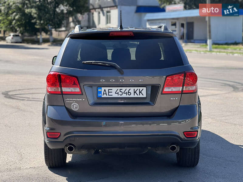 Внедорожник / Кроссовер Dodge Journey 2016 в Каменском