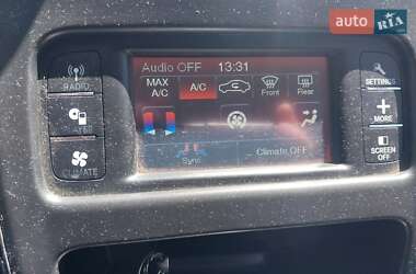 Внедорожник / Кроссовер Dodge Journey 2015 в 