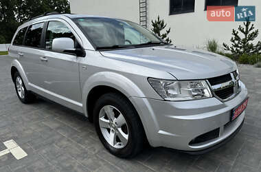 Внедорожник / Кроссовер Dodge Journey 2010 в 