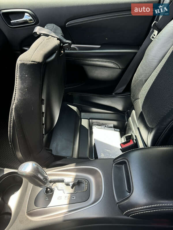 Внедорожник / Кроссовер Dodge Journey 2016 в Виннице