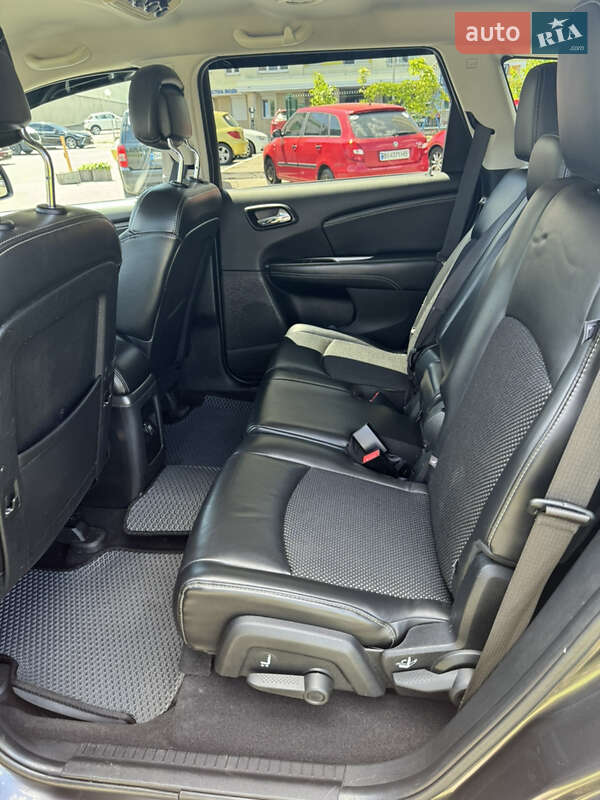 Внедорожник / Кроссовер Dodge Journey 2016 в Виннице