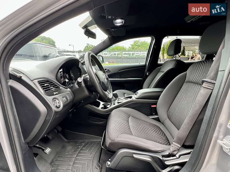 Позашляховик / Кросовер Dodge Journey 2016 в Києві
