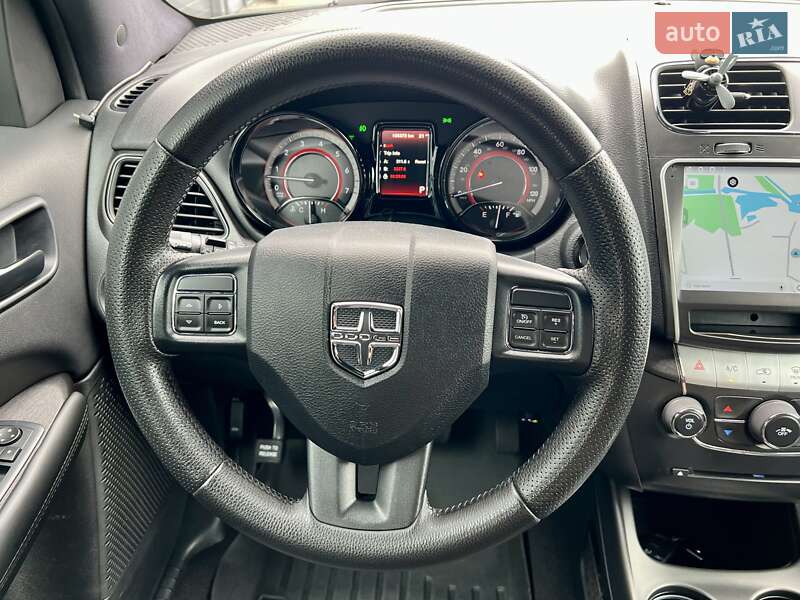 Позашляховик / Кросовер Dodge Journey 2016 в Києві