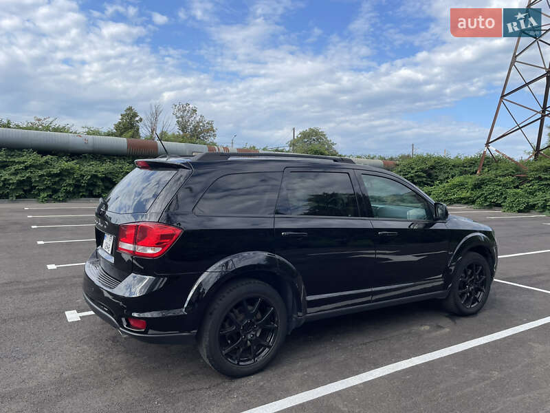 Позашляховик / Кросовер Dodge Journey 2015 в Львові