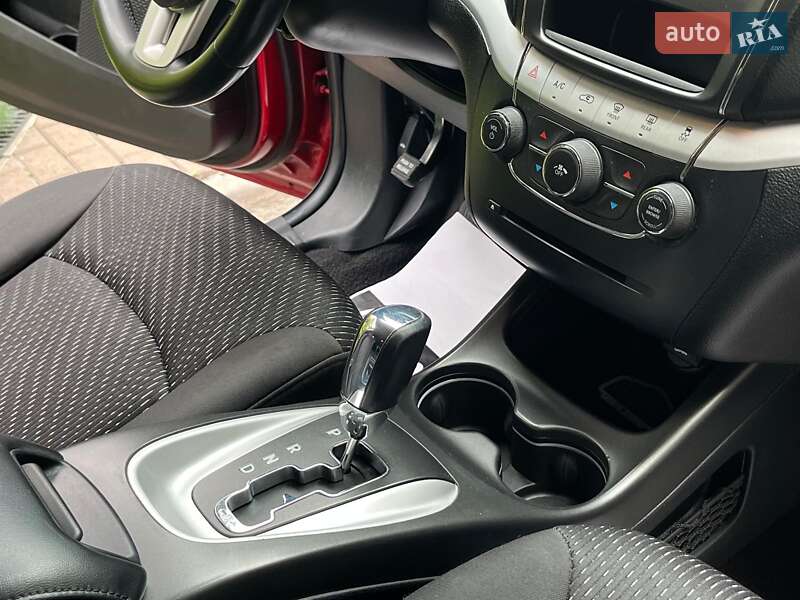 Внедорожник / Кроссовер Dodge Journey 2017 в Киеве фото 30 Внедорожник / Кроссовер Dodge Journey 2017 в Киеве