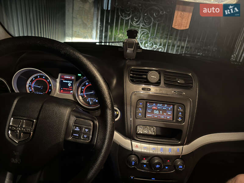 Позашляховик / Кросовер Dodge Journey 2017 в Нововолинську