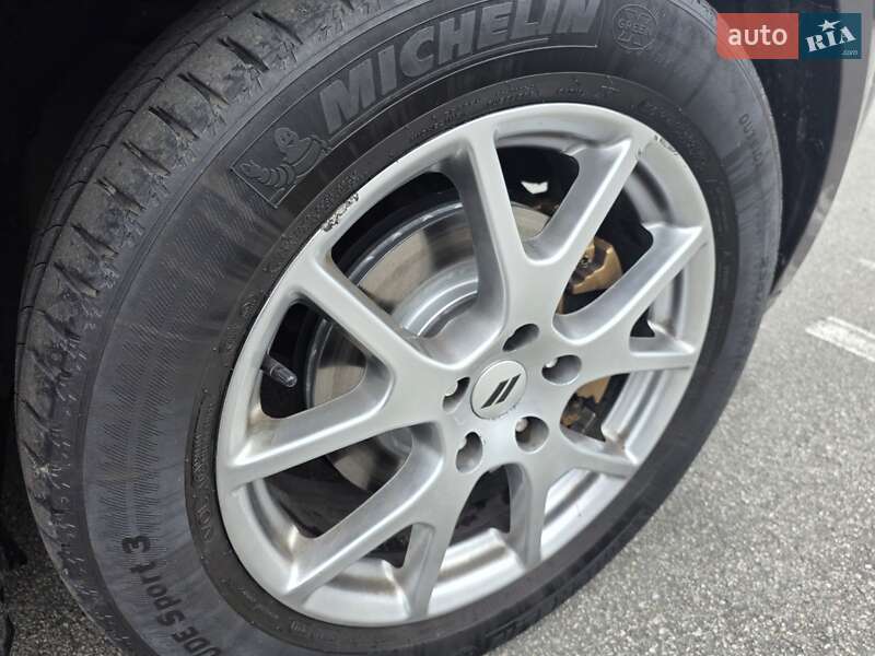 Внедорожник / Кроссовер Dodge Journey 2015 в Броварах