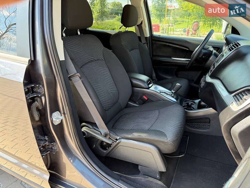 Внедорожник / Кроссовер Dodge Journey 2019 в Киеве