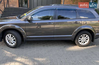 Позашляховик / Кросовер Dodge Journey 2016 в 