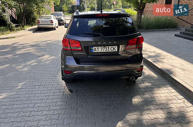Позашляховик / Кросовер Dodge Journey 2016 в 