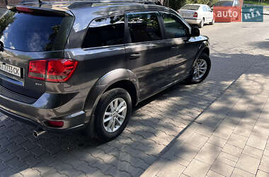 Позашляховик / Кросовер Dodge Journey 2016 в 