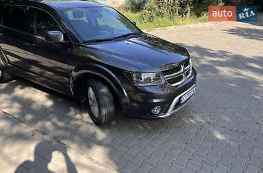 Позашляховик / Кросовер Dodge Journey 2016 в 