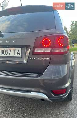 Внедорожник / Кроссовер Dodge Journey 2020 в 