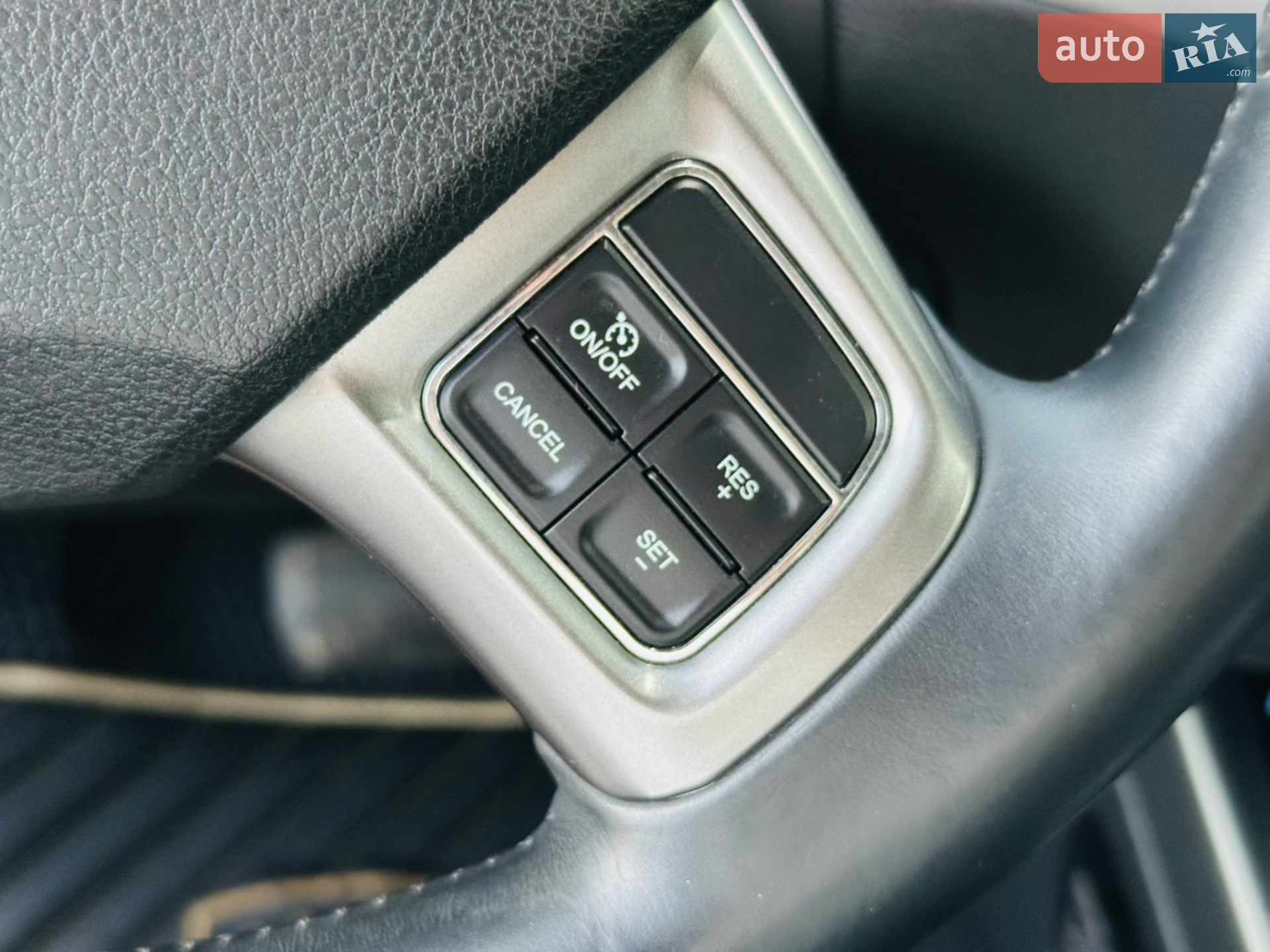 2017 Dodge Journey - мініатюра 31