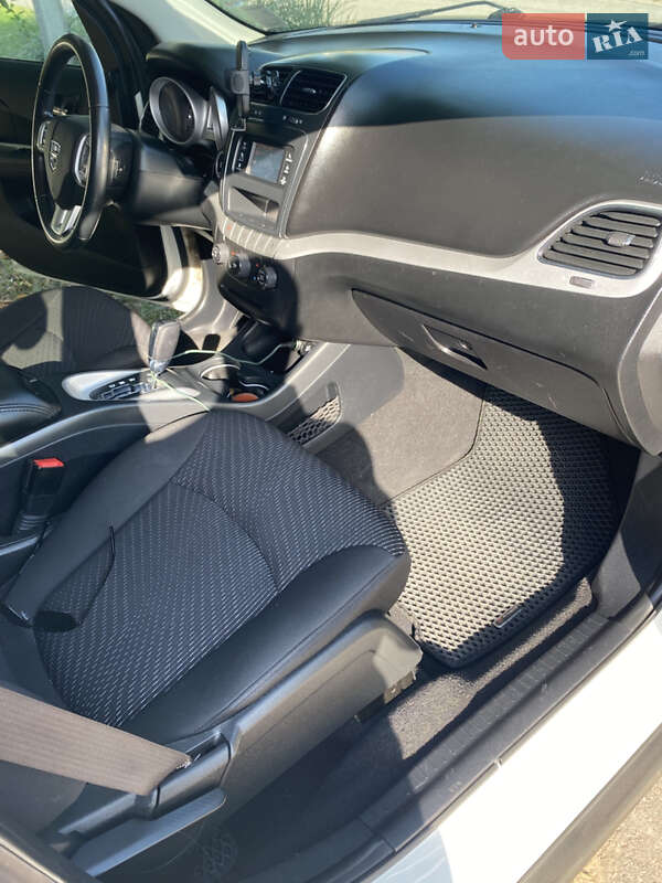 Позашляховик / Кросовер Dodge Journey 2018 в Харкові