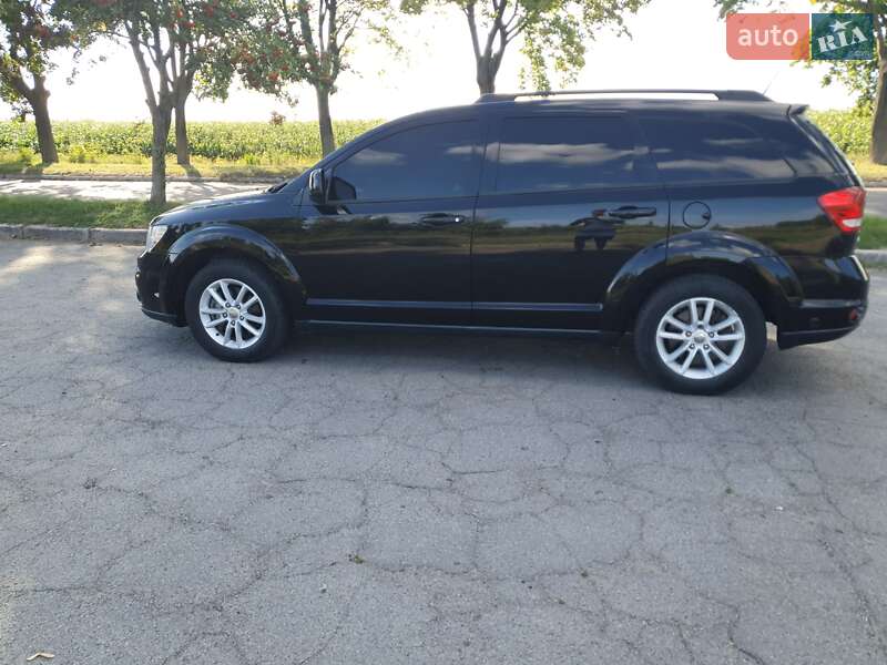 Позашляховик / Кросовер Dodge Journey 2014 в Володимирі фото 7 Позашляховик / Кросовер Dodge Journey 2014 в Володимирі