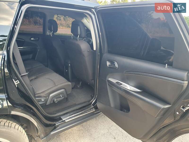 Позашляховик / Кросовер Dodge Journey 2014 в Володимирі фото 24 Позашляховик / Кросовер Dodge Journey 2014 в Володимирі