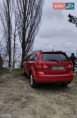 Позашляховик / Кросовер Dodge Journey 2015 в Вишгороді