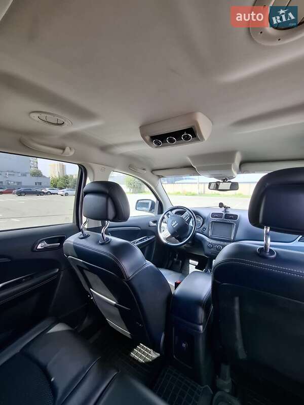 Внедорожник / Кроссовер Dodge Journey 2017 в Киеве фото 4 Внедорожник / Кроссовер Dodge Journey 2017 в Киеве
