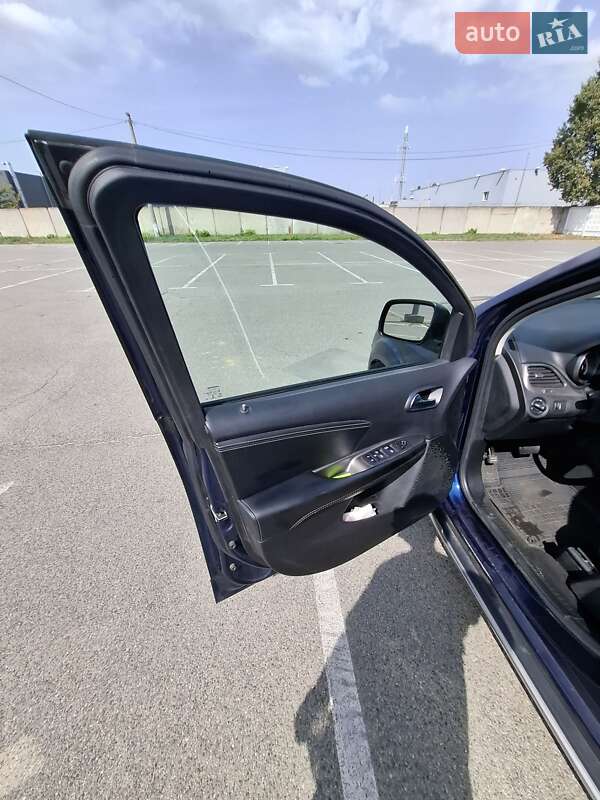 Внедорожник / Кроссовер Dodge Journey 2017 в Киеве фото 8 Внедорожник / Кроссовер Dodge Journey 2017 в Киеве