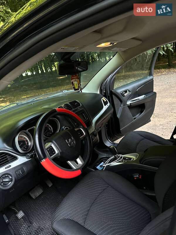 Позашляховик / Кросовер Dodge Journey 2017 в Львові