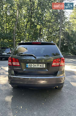 Внедорожник / Кроссовер Dodge Journey 2015 в 