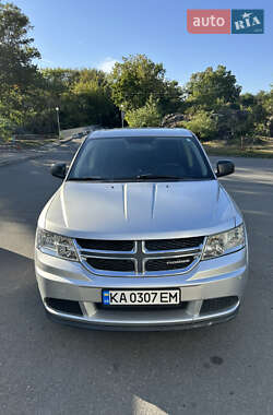 Внедорожник / Кроссовер Dodge Journey 2011 в 