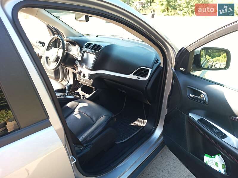 Позашляховик / Кросовер Dodge Journey 2019 в Києві фото 29 Позашляховик / Кросовер Dodge Journey 2019 в Києві