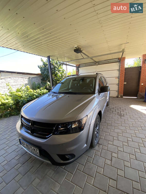 Внедорожник / Кроссовер Dodge Journey 2018 в 