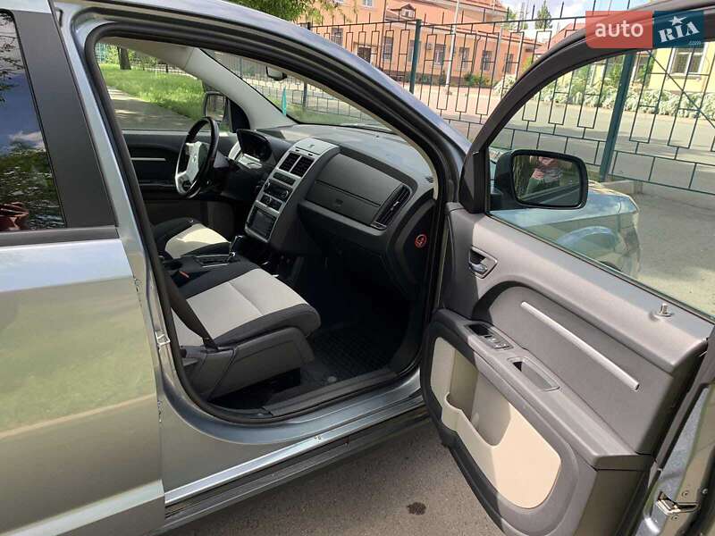 Внедорожник / Кроссовер Dodge Journey 2008 в Кривом Роге фото 12 Внедорожник / Кроссовер Dodge Journey 2008 в Кривом Роге