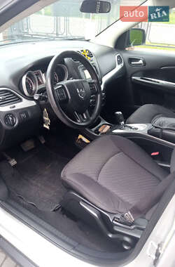 Внедорожник / Кроссовер Dodge Journey 2014 в 