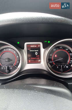 Внедорожник / Кроссовер Dodge Journey 2014 в 