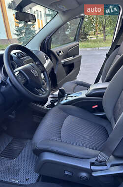 Внедорожник / Кроссовер Dodge Journey 2015 в 
